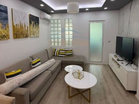 Qera, Apartamen 2+1, Jordan Misja, Tirane