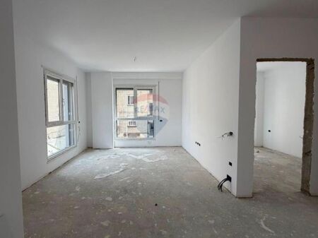 Appartamento - In Vendita - Via Ali Demi, Tirana ID: 530181090-88