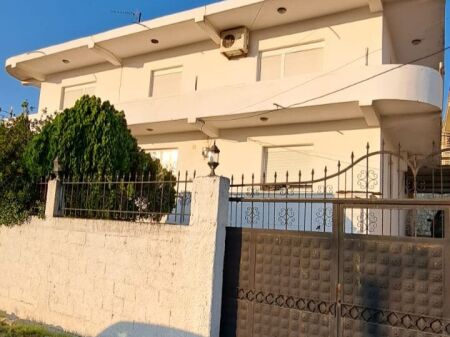 JEPET ME QERA KATI 2 I NJE VILE PRANE KANTINES SKËNDERBEU, DURRËS