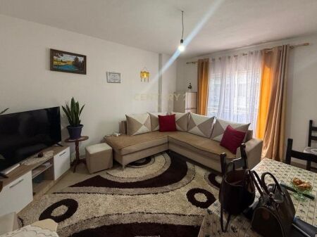 APARTAMENT 1+1 NË SHITJE – FRESK