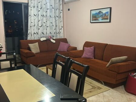 Apartment me qera 1+1 Tek 2 palmat Astir