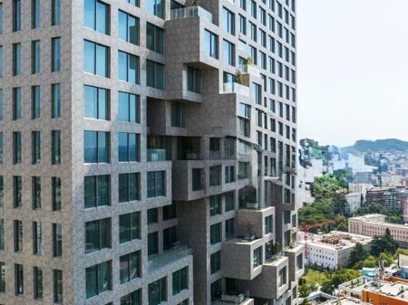 🏙️✨ Apartament Luksoz 2+1+2 + Garderobë – Downtown One, Tiranë ✨🏙️