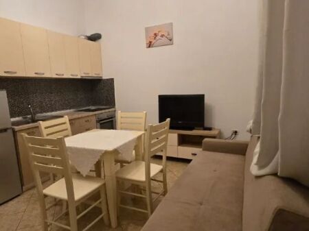 Rent | Private house 1 + 1 | Jordan Misja | 330 €/month