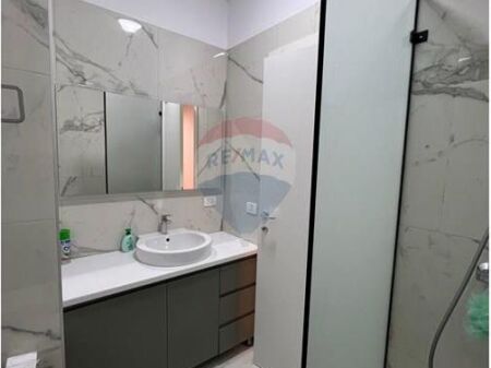 Magazinë/Kapanon - Për Qira - Kodra e Priftit, Tiranë