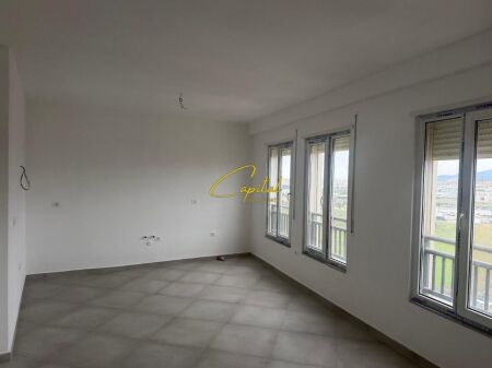 UFFICIO IN AFFITTO 110 M2 ASTIR 35.000 LEKE