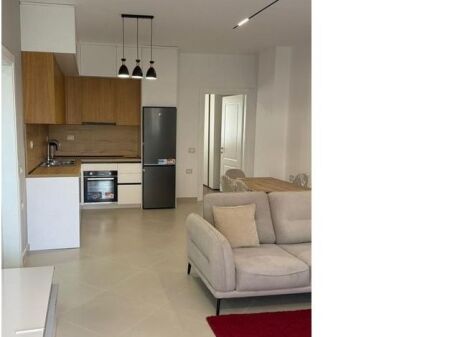 Qera, Apartament 1+1+Post Parkimi, Rruga Siri Kodra, Tirane.