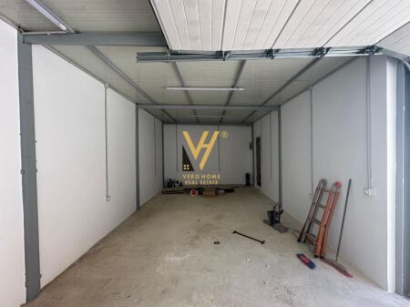 JEPET MAGAZINE 50 M2 ME QERA TE MUHAMET GJOLLESHA 50.000 LEKE