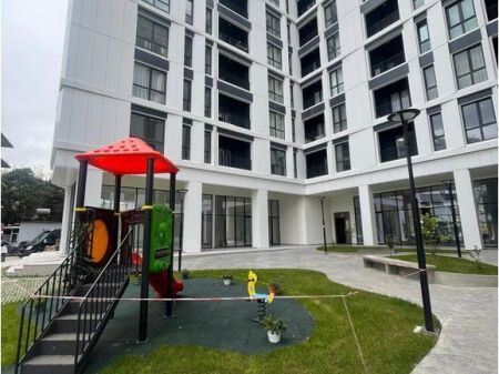 VENDESI APPARTAMENTO 3+1+2 PRESSO IL MUNICIPIO DI PARIGI, BEGA07