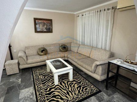 Rent, Apartment 2+1+2, Fortuzi Street, Tirana