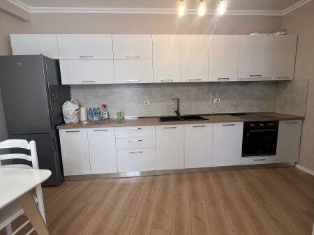 Appartamento in affitto 2+1 Yzberisht 550€