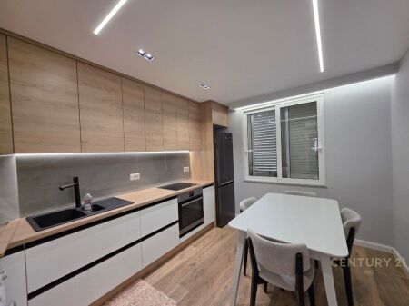 APPARTAMENTO 1+1 IN AFFITTO A BLLOK