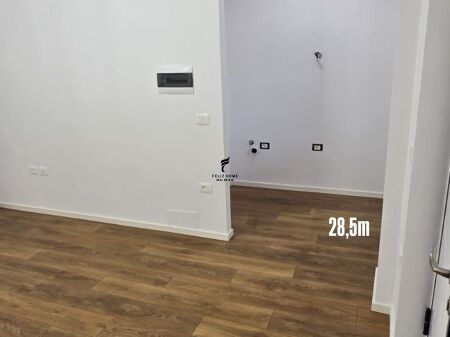 SHITET GARSONIERE RRUGA SULEJMAN DELVINA 80.000 EURO FH-67343