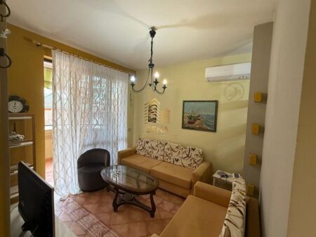 Qira, Apartament 2+1+Blk, Komuna e Parisit, 55.000 Leke/Muaj