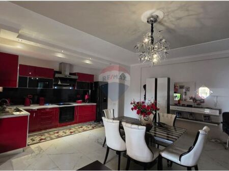 🏡 Apartament 2+1 për Shitje – Vlorë (pranë Kishës Ortodokse)  