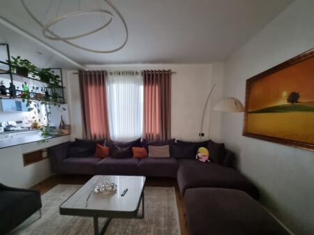 Apartament ne shitje 2+1 te Stadiumi Dinamo