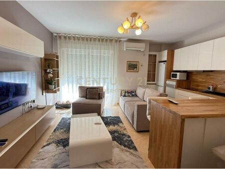 Apartment 2+1 For Rent Elbasan Street