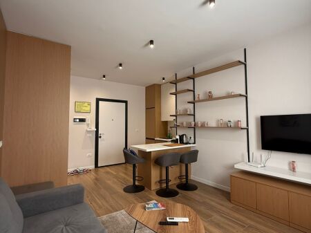 Shitet 1+1+ depo te Selvia, rr Siri Kodra