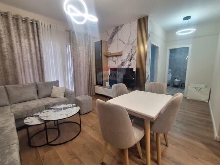 Apartament 1+1+post parkimi me qera Zogu i Zi