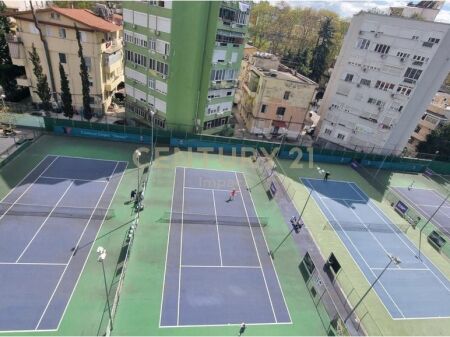 Hotel në Shitje në Myslym Shyri, Tiranë - 527.5m nga SHESHI SKENDERBEJ !  1100000 €