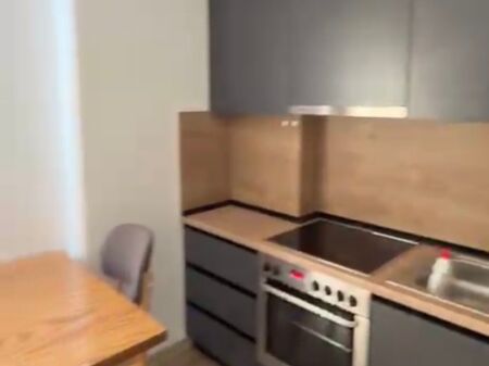 For rent 1+1 Selite near the Mosque 40,000 lek