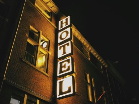 Hotel for rent near Dinamo Stadium.