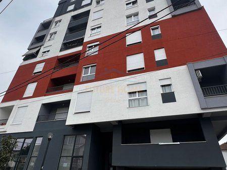 Shitet , Apartament 2+1+2 , 5 Maji , Tirane