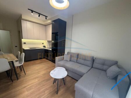 Shitet, Apartament 1+1, Kompleksi Colombo, Oxhaku, Tirane.