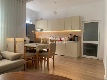 Qera | Shtëpi private 2 + 1 | Ali Demi | 480 €/muaj