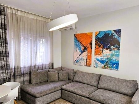 Apartament 1+1 për Qira – “9 Katëshet”, Tiranë!