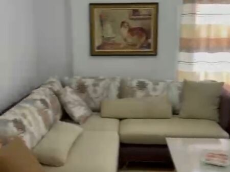 Jepet me qera apartament 1+1, KMY, Pas fabrikes se miellit.