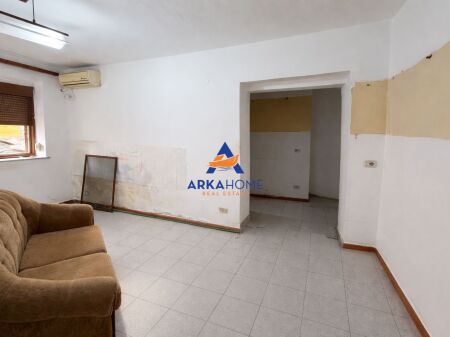 OKAZION!! JEPET GARSONIERE PER SHITJE "RRUGA MIHAL GRAMENO, TE INSTITUTI I HIGJENËS, RRUGA E ELBASANIT" 73.000 EURO