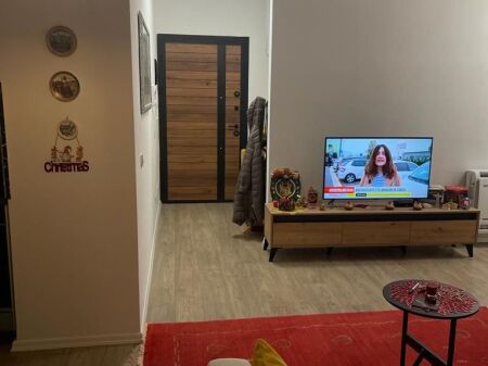 JEPET ME QIRA 2+1 UNIVERS CITY