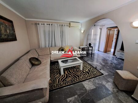 Apartament 2+1 me qera tek Rruga Fortuzi prane Shkolles Jeronim De Rada ne Tirane (ID 4239045 )