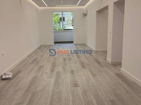 Business premises for rent on Barrikadave Street!