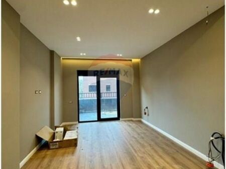 Shitet Apartament 2+1 tek Rruga e Elbasanit