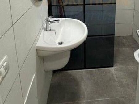 Qera, Apartament 1+1, Rruga e Dibrës, Tiranë.