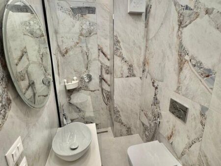 APARTAMENT 2+1 PRANE PAZARIT TE RI! 1,050 € /Muaj