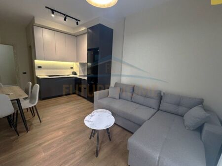 Shitet,Apartament 1+1, Kompleksi Colombo,Oxhaku