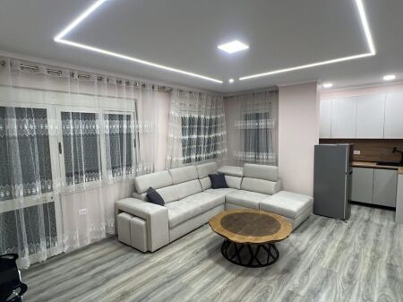 Appartamento 1+1+Veranda in vendita al Lago Secco.