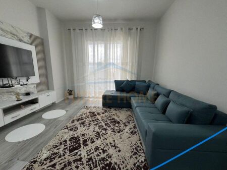 Qera,  Apartament 2+1, Kompleksi Golden Park, Tiranë.