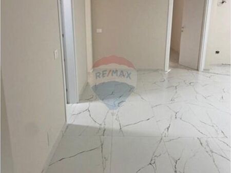 Apartament - Për Qira - Rruga e Durrësit, Tiranë