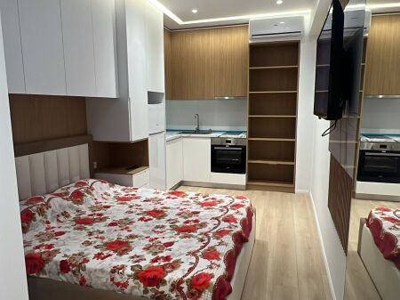 Garsoniere lluks te liqeni that me 350€