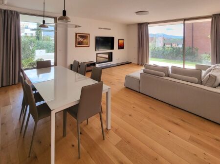 🏡 Jepet Vilë me Qira – pranë TEG