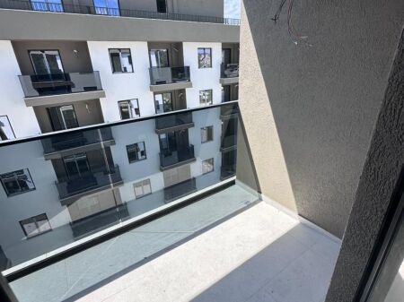 SHITET APARTAMENT 1+1 MALI I ROBIT, GOLEM