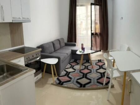 Qera | Garsoniere | Kodra e Diellit | 300 €/muaj