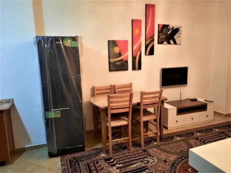 Shitet apartament 1+1 , 5 Maji