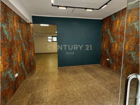 Biznes Me Qira prane Liqenit te Tiranës | 73 m²