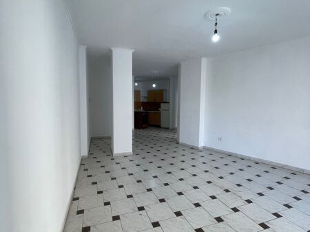 Vendesi in vendita 2+1 – Astir (vicino a Bar Bohem)