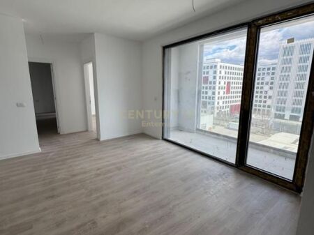 Apartament 2+1+2+Post Parkimi në shitje Akses Tirana