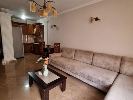 📣 QERA Apartament 1+1 📍 Prane Gjimnazit "Petro Nini Luarasi" ✨  💶 Cmimi 60.000 Leke/Muaj